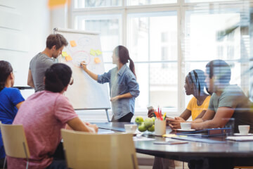 <b>Traineeship in Leadership and Management (BSB40520)</b>